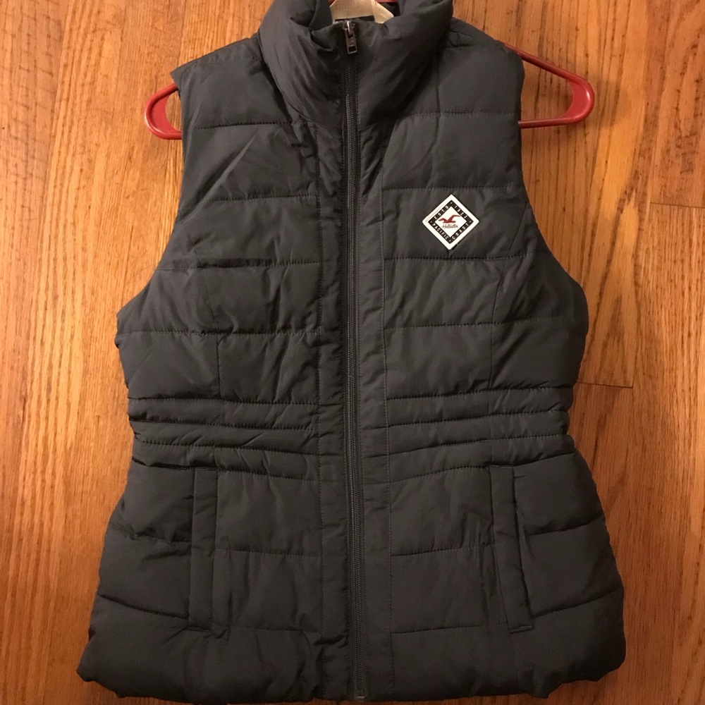 Small Hollister Vest